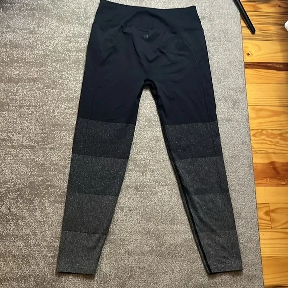 Lululemon Women’s Ebb to Street Tight Shine Legging Size 6 - Picture 7 of 9